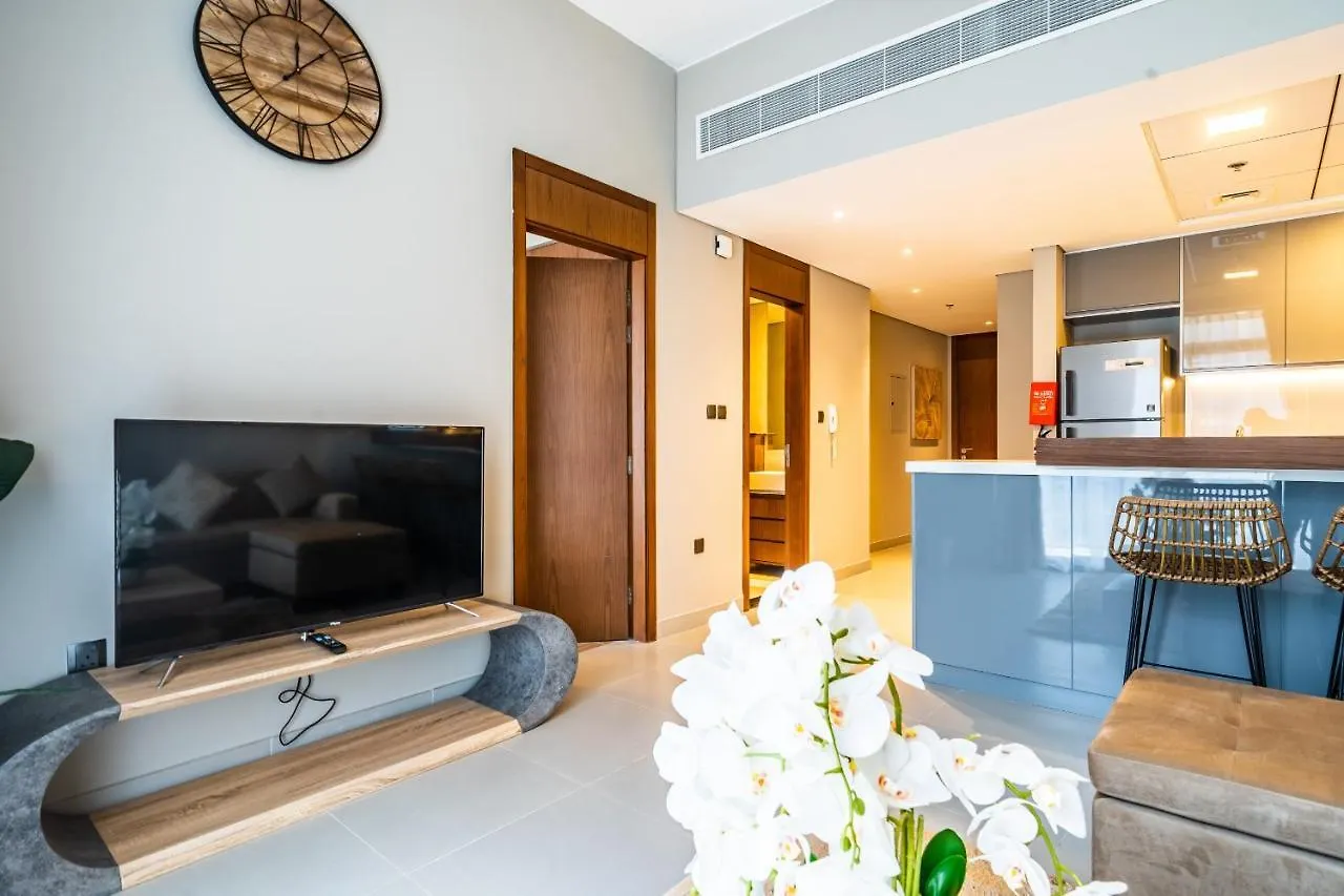 Primestay - 2020 Marquis 1Br, Al Barsha South Dubai Apartment